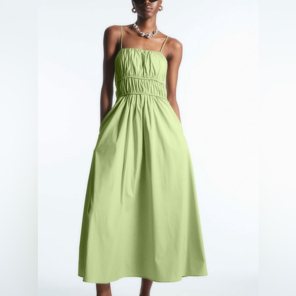 green silk dress midi Rihoas Jacquard Cap Sleeve Satin Midi Dress for Women, Green / XL main image 0